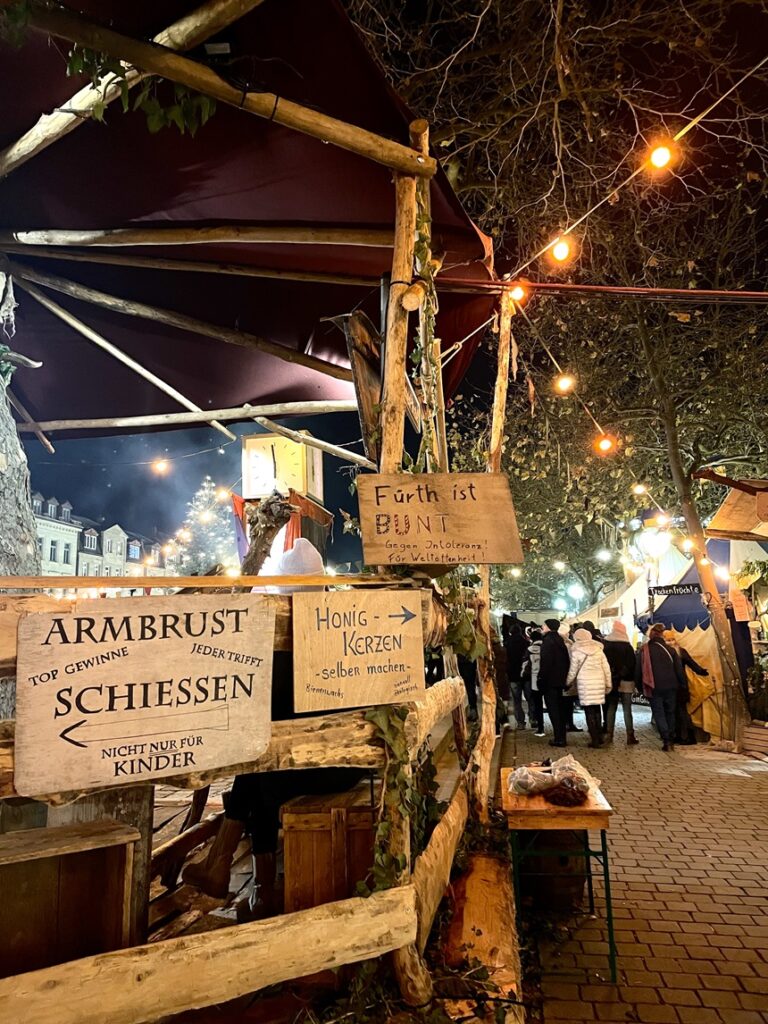 Der Weihnachtsmarkt in Fürth.
