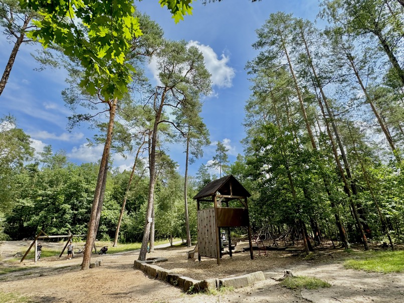 Der Waldspielplatz im Steinbrüchlein in Nürnberg.