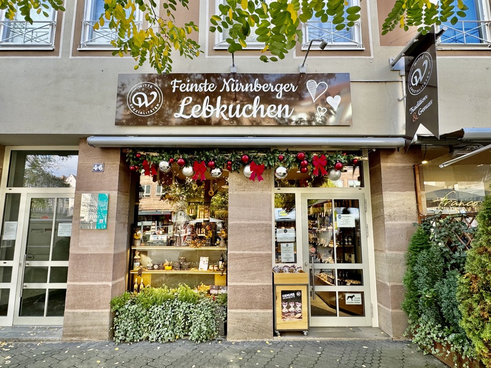 Lebkuchen und Konfekt bei Witte. 